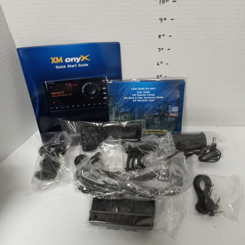 SiriusXM Onyx XDNX1v1 car and home dock and play kit